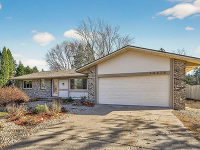 13018 Findlay Ave, Apple Valley, MN, 55124