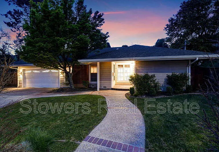 1413 Goleta Ct — Photo 31