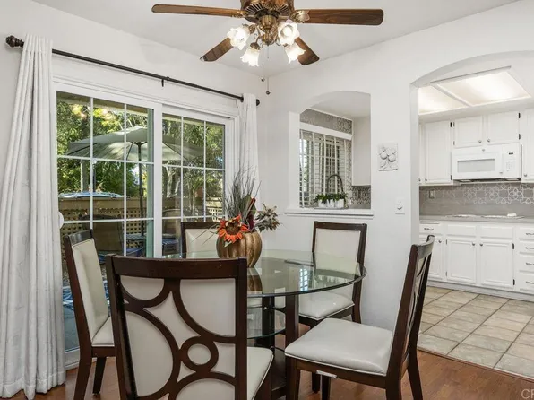 1050 La Tortuga Dr Unit 5, Vista, CA 92081