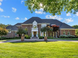 41 Manderleigh Est, Saint Louis, MO 63131