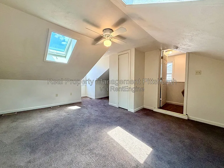 1918 Jane St #2 — Photo 9