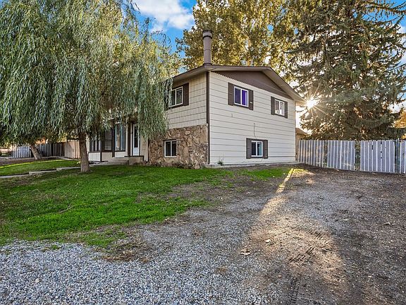 2nd image of 245 Talbott Dr