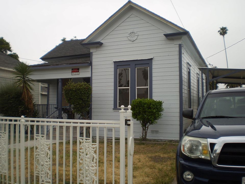 1st image of 832 N Mayfield Ave