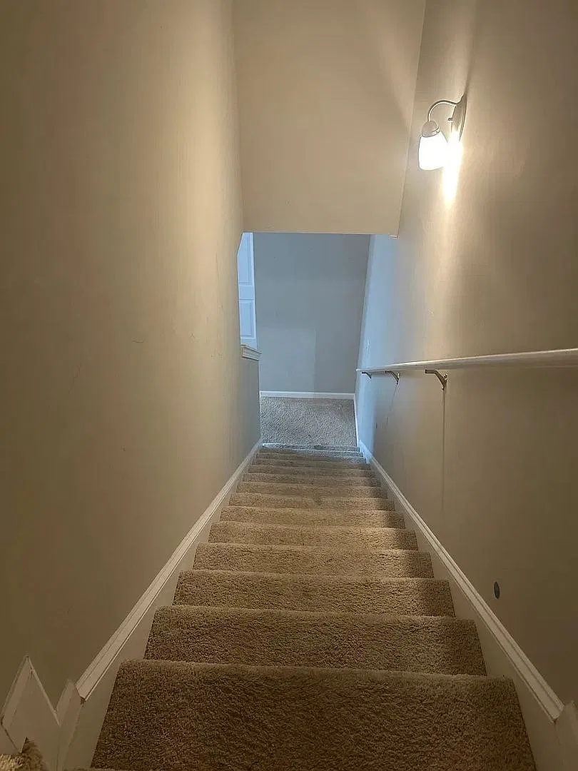 Room in 4 Bedroom Home in Atlanta — Photo 3
