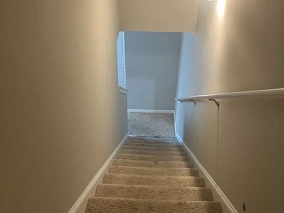 3rd image of 2798 Laurel Ridge Cir