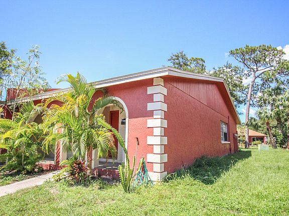 2nd image of 6380 Bonnie Bay Cir