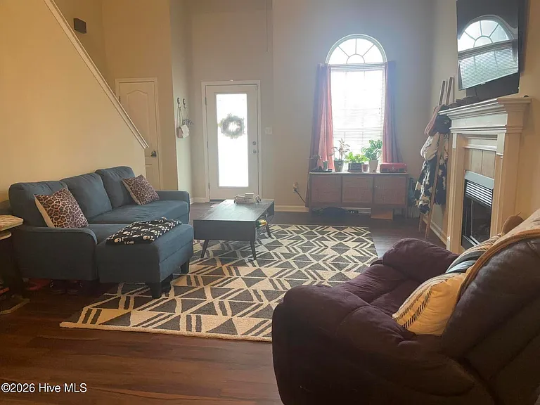 950 Arbor Springs Cir — Photo 5