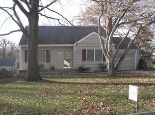 5630 Dearborn St, Mission, KS 66202