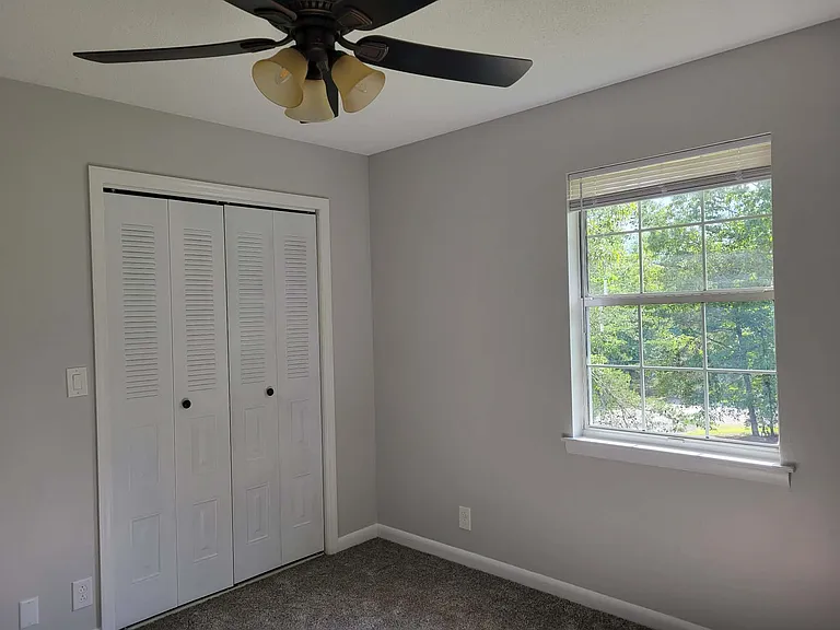 98 Sky Crest Ln #A — Photo 12