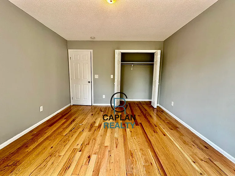 527 East St #1 — Photo 8