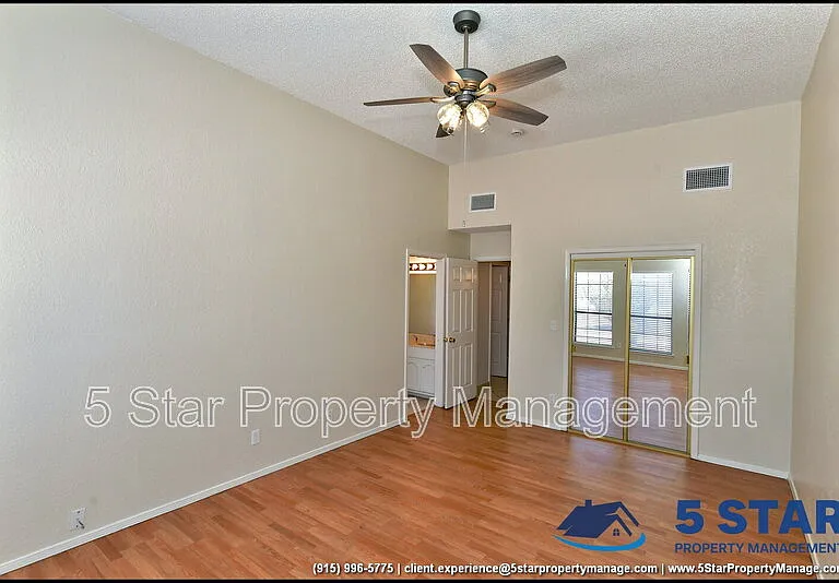 11620 Laura Marie Dr — Photo 27