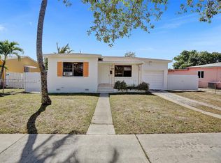 1880 NE 159th St, North Miami Beach, FL 33162