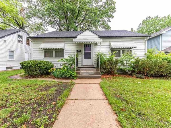 1010 Bertrand St, Manhattan, KS 66502