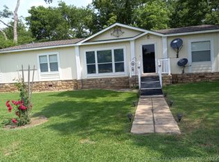 104 E 5th St, Lehigh, OK 74556