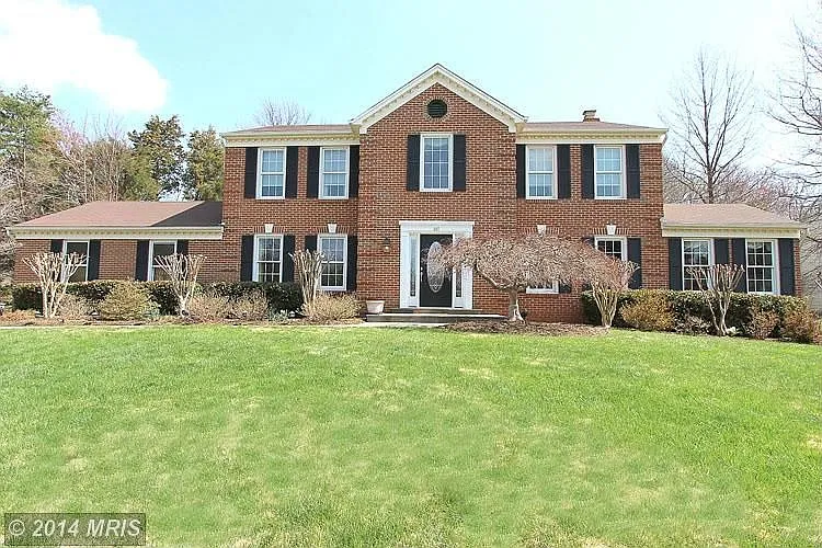 987 Redberry Ct photo 1