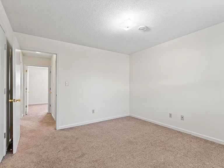 112 Stephanie Dr — Photo 19