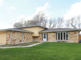1311 Brentwood Pl, Joliet, IL 60435