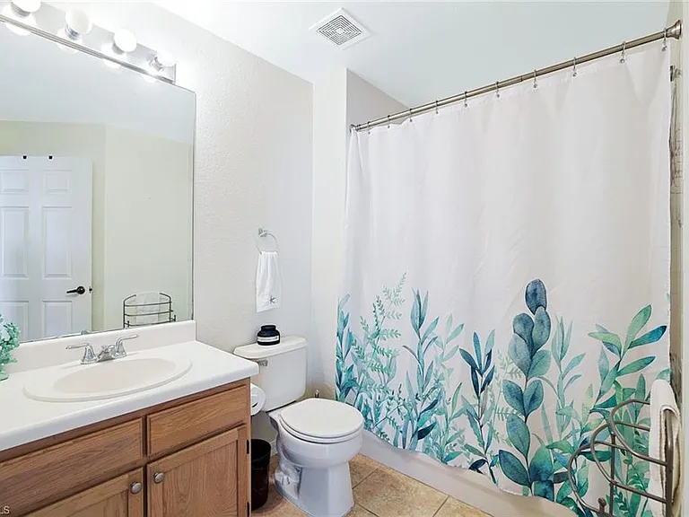 4610 Saint Croix Ln #1027 — Photo 15