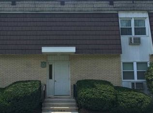 18 White Gate Dr APT D, Wappingers Falls, NY