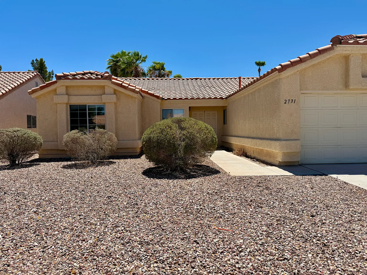 3 bed, 1444 sqft, $2,400 — Photo 2