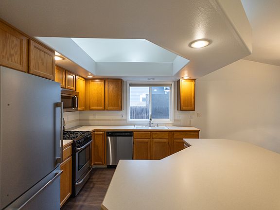 5th image of 164 S Silverwood Way