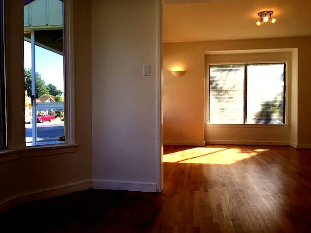 1730 Lake St — Photo 3