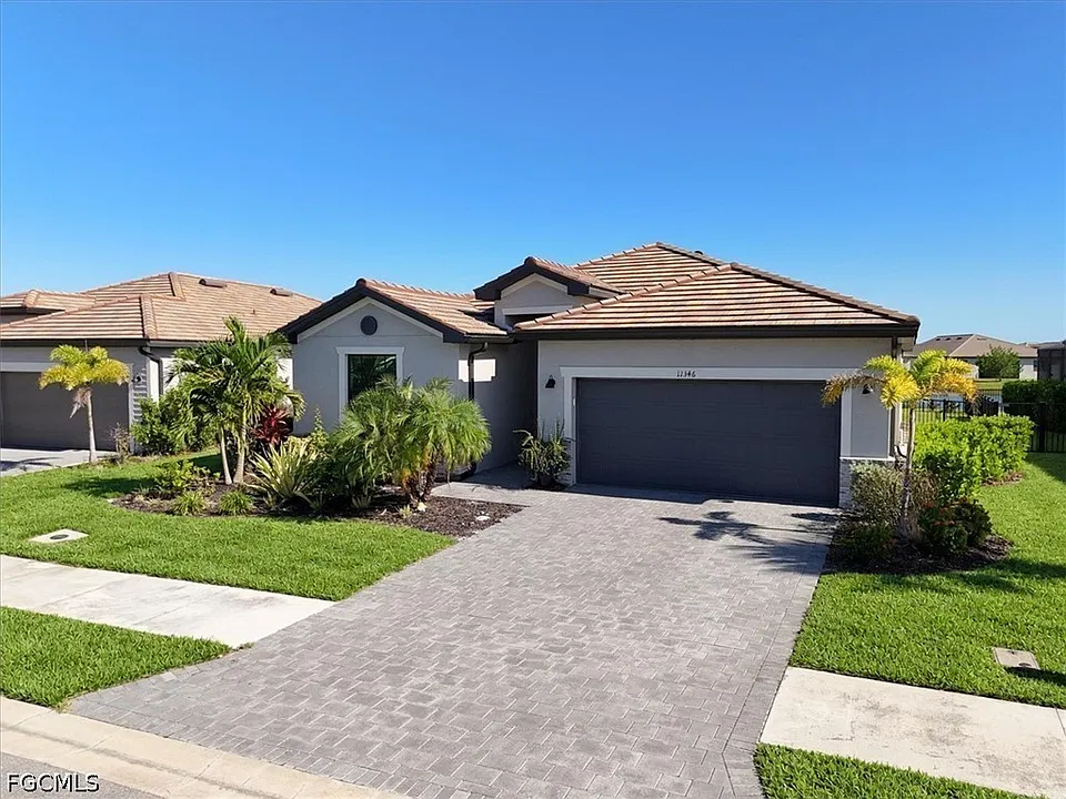 11346 Wintergreen Ln