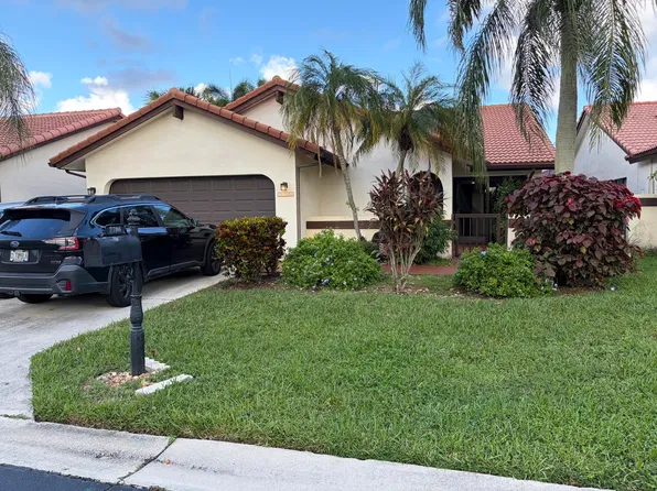 7786 Villa Nova Dr, Boca Raton, FL 33433