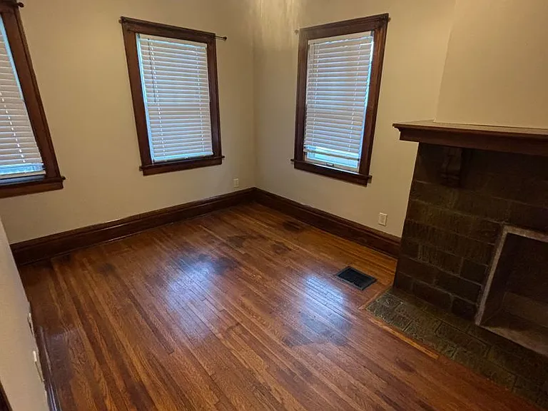 361 E Northwood Ave — Photo 16