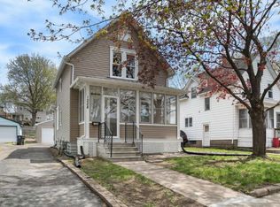 1228 Bradley St, Saint Paul, MN 55130