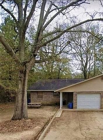 1st image of 201 Oaklane Dr