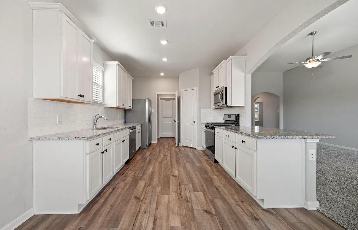 3 bed, 1647 sqft, $1,900 — Photo 1