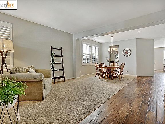 5th image of 2708 Holly Oak Ct