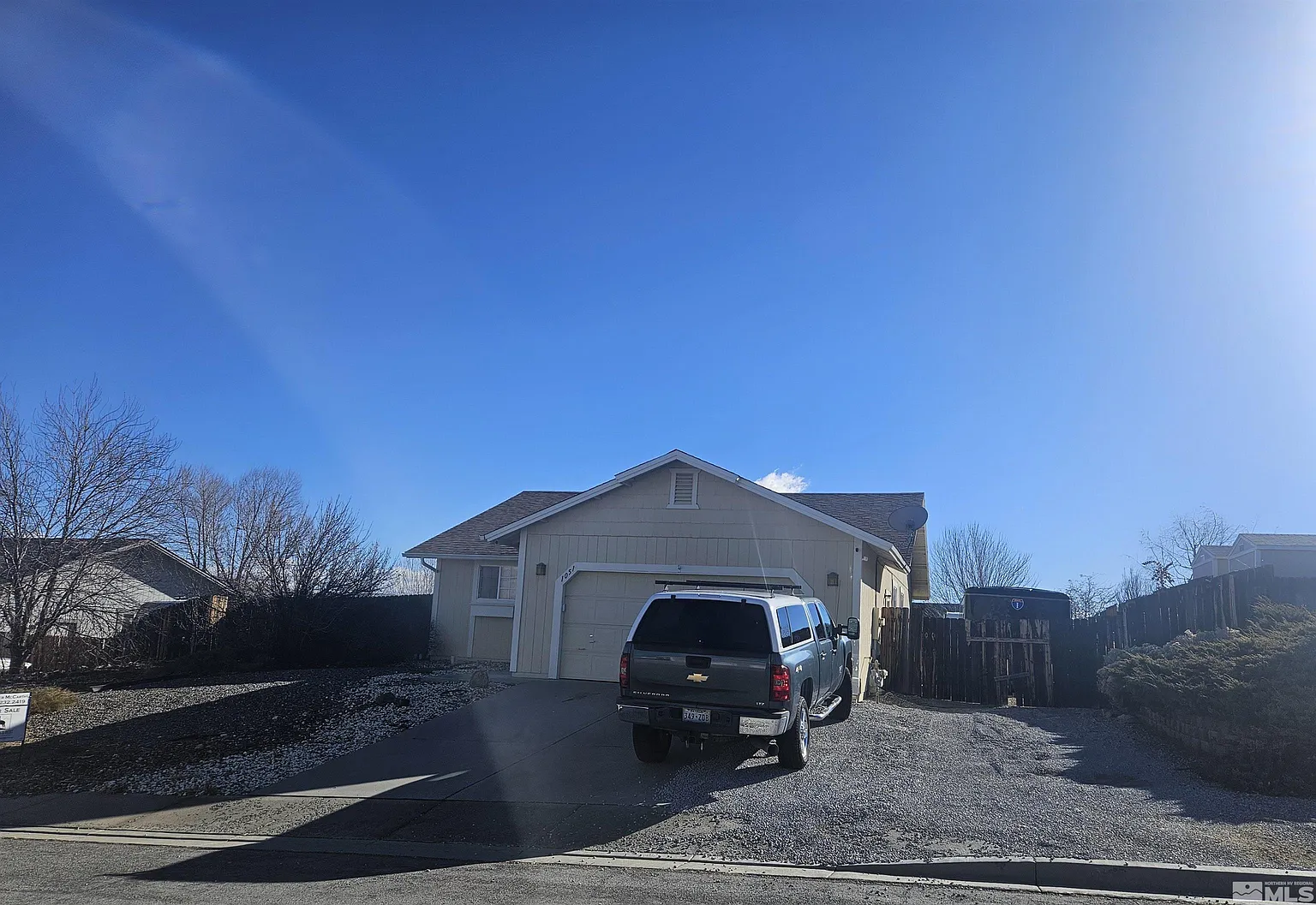 1051 Greenwing Dr photo 1