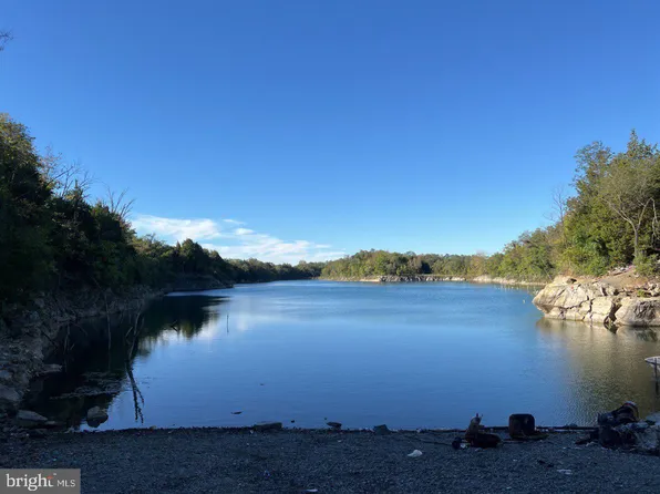 Berkeley Station Rd, Martinsburg, WV 25404