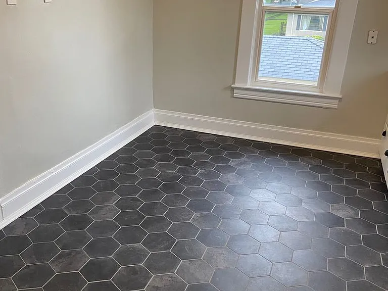 814 Front Street — Photo 11