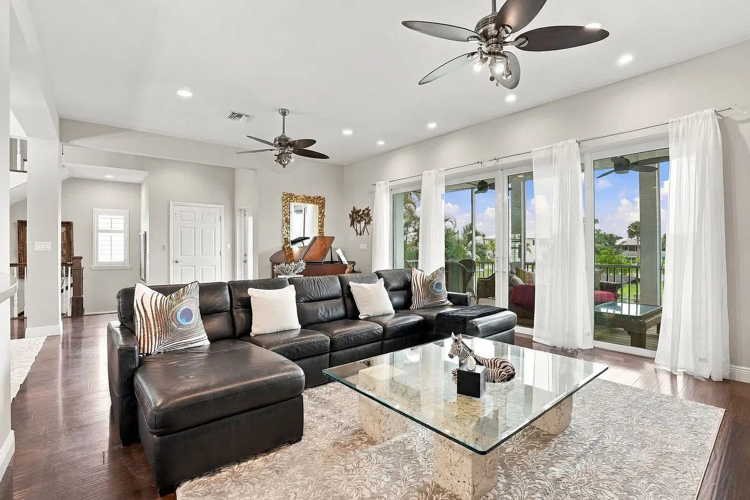 4 bed, 3.0 bath, 3067 sqft, $8,940 — Photo 1