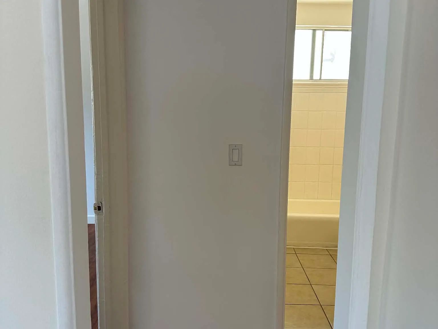 2 bed, 750 sqft, $2,150 — Photo 3