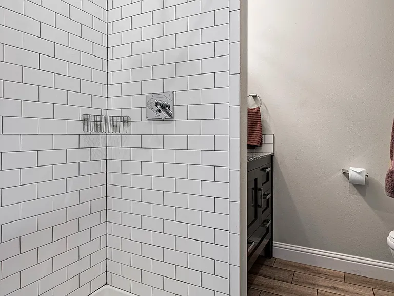 5560 E Thrill Pl — Photo 19