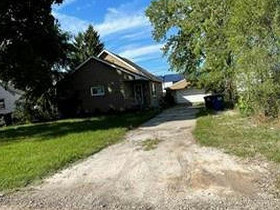 3rd image of 35234 Webster St