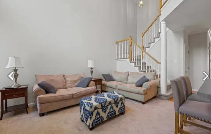 606 Turnberry Ct — Photo 5