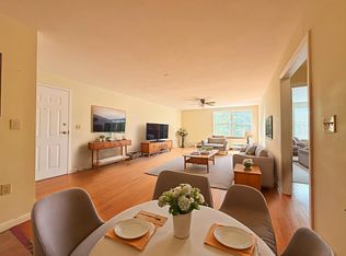 80 Main St APT 201, Center Ossipee, NH 03814