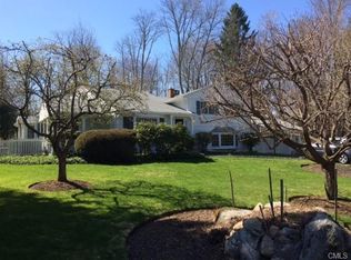 5 Echo Ln, Norwalk, CT 06851