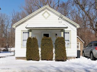 93 Cuthbert St, Scotia, NY 12302