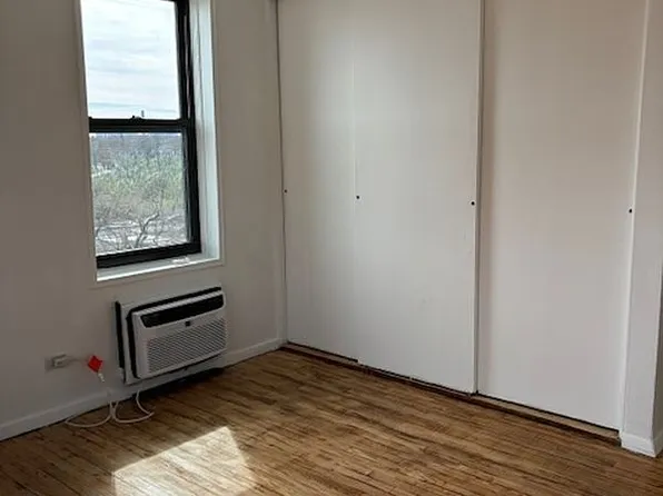 50-21 39th Pl #6-H, Queens, NY 11104