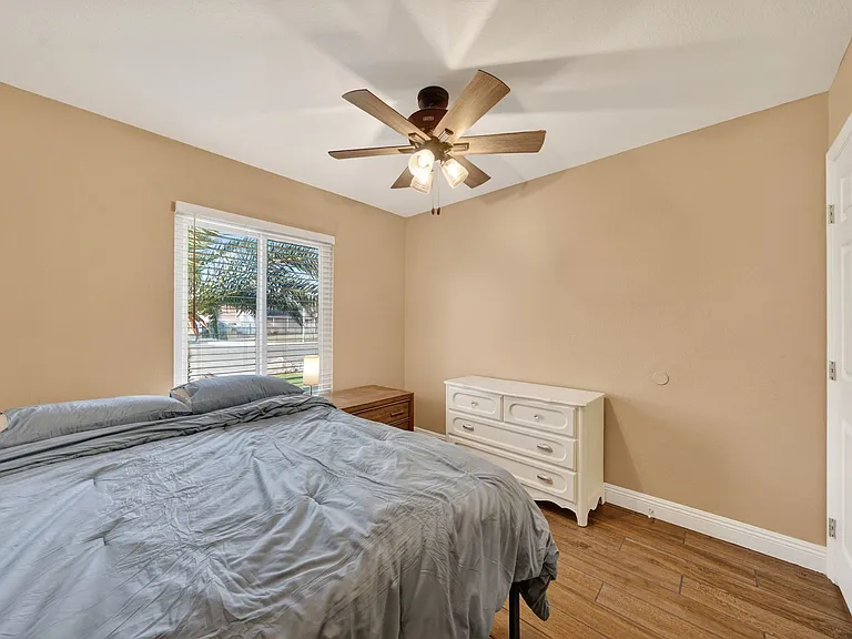 6717 Atwood Ave — Photo 3
