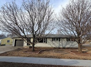 805 3rd Ave NW, Watertown, SD 57201