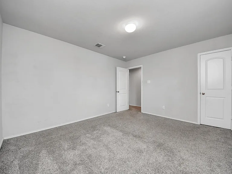 4406 Andorno Dr — Photo 33