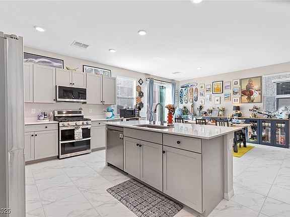 5th image of 4585 Chirping Cricket Ave