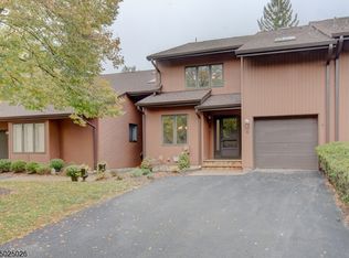 4 Moran Rd, West Orange, NJ 07052